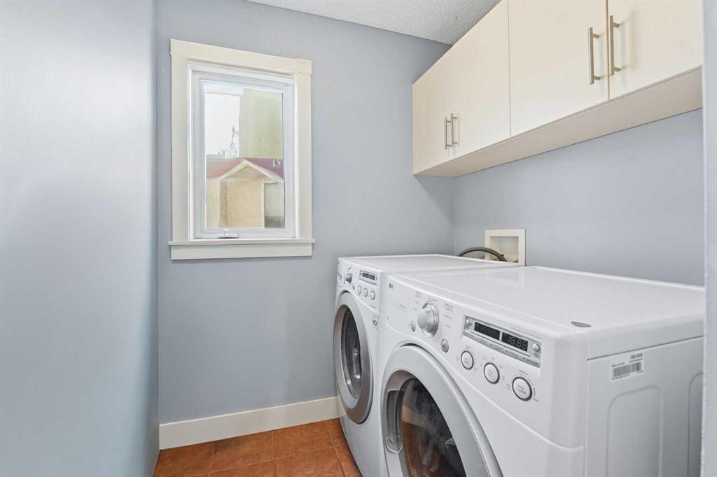 Picture for 137 Sceptre Court NW https://www.cirrealty.ca/reb/creb/71/A2266171_19.jpg