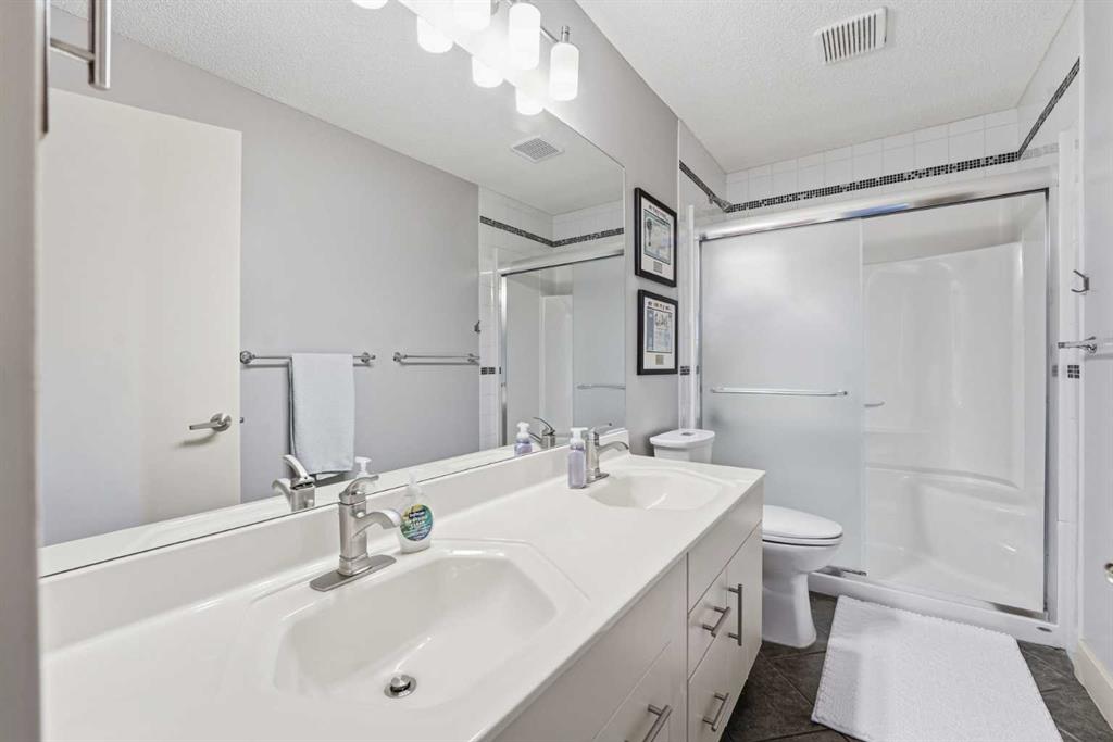 Picture for 137 Sceptre Court NW https://www.cirrealty.ca/reb/creb/71/A2266171_25.jpg