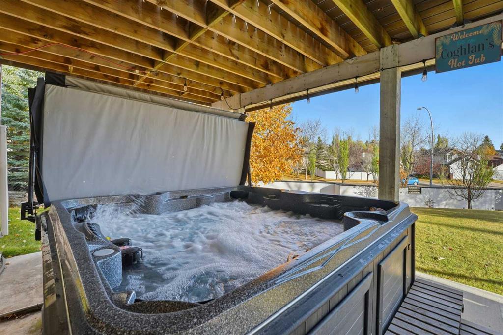 Picture for 137 Sceptre Court NW https://www.cirrealty.ca/reb/creb/71/A2266171_38.jpg