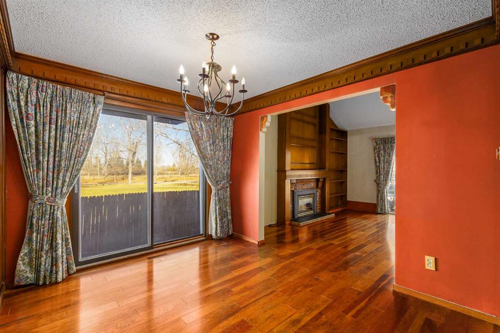 Picture for 135 Oakfern Way SW https://www.cirrealty.ca/reb/creb/71/A2266571_11.jpg