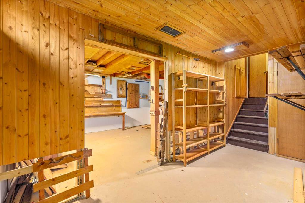 Picture for 135 Oakfern Way SW https://www.cirrealty.ca/reb/creb/71/A2266571_35.jpg