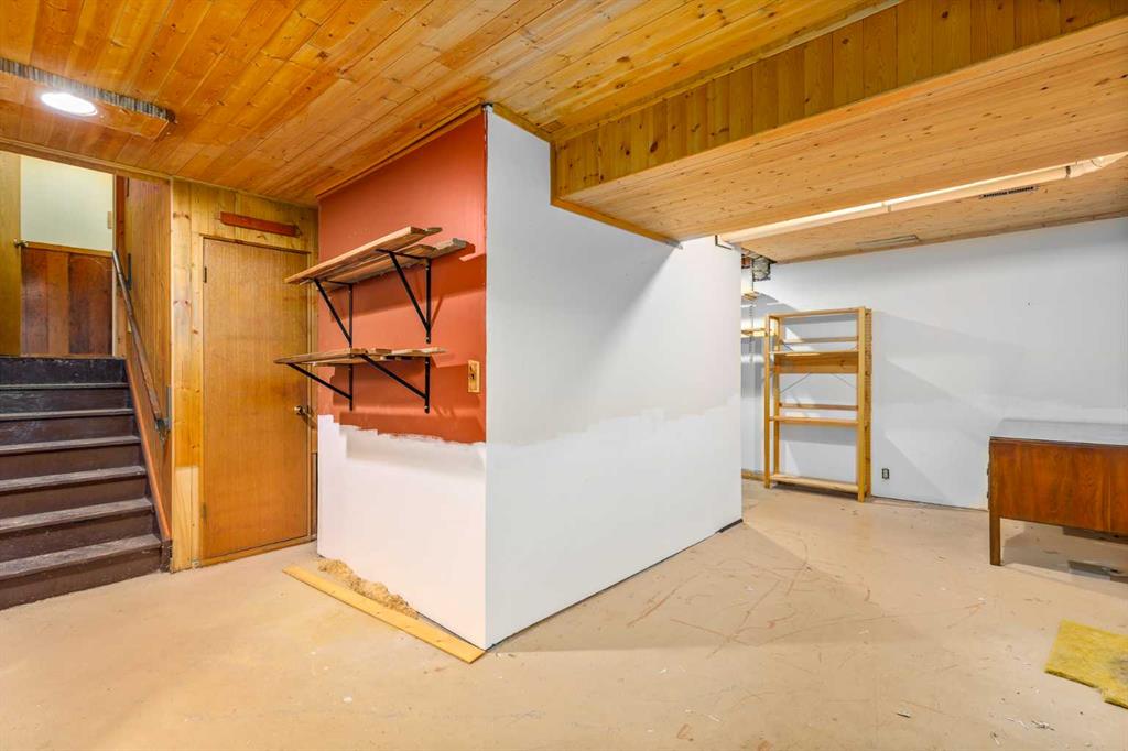 Picture for 135 Oakfern Way SW https://www.cirrealty.ca/reb/creb/71/A2266571_38.jpg