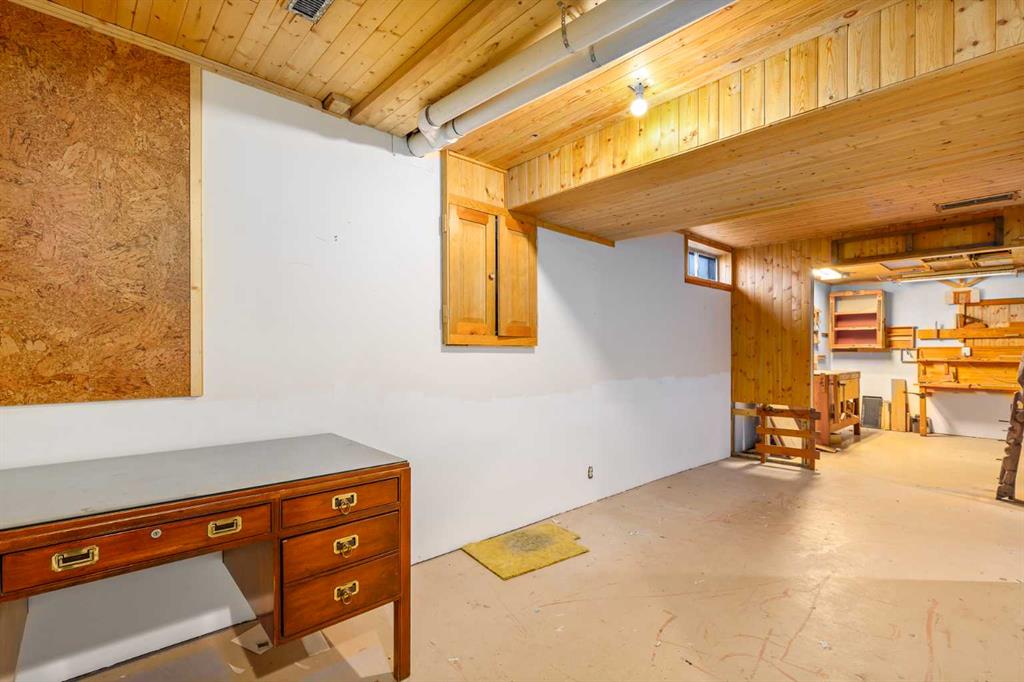 Picture for 135 Oakfern Way SW https://www.cirrealty.ca/reb/creb/71/A2266571_40.jpg