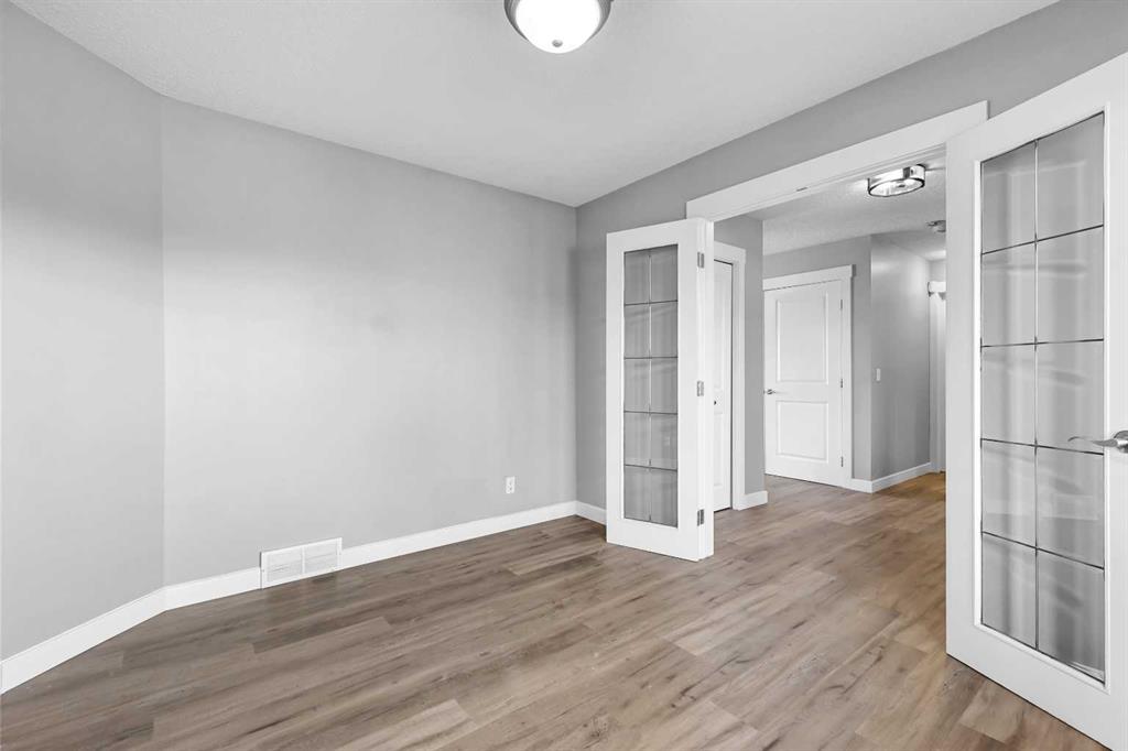 Picture for 276 Oakmere Close 