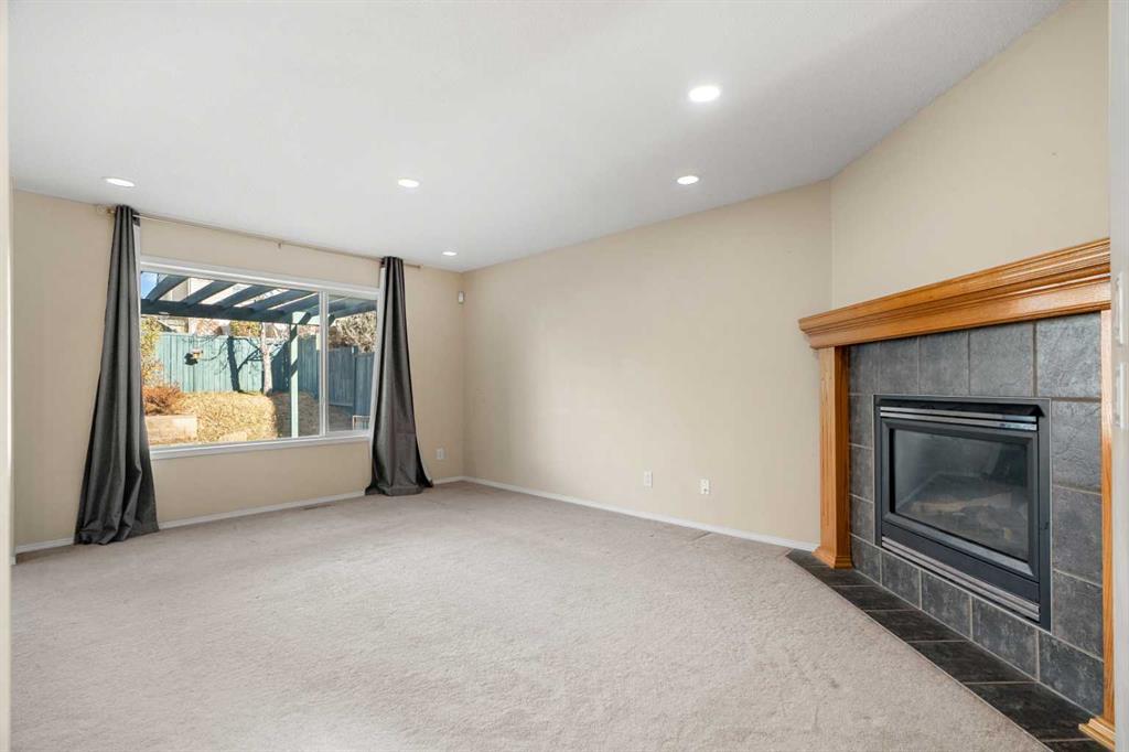 Picture for 825 Citadel Way NW