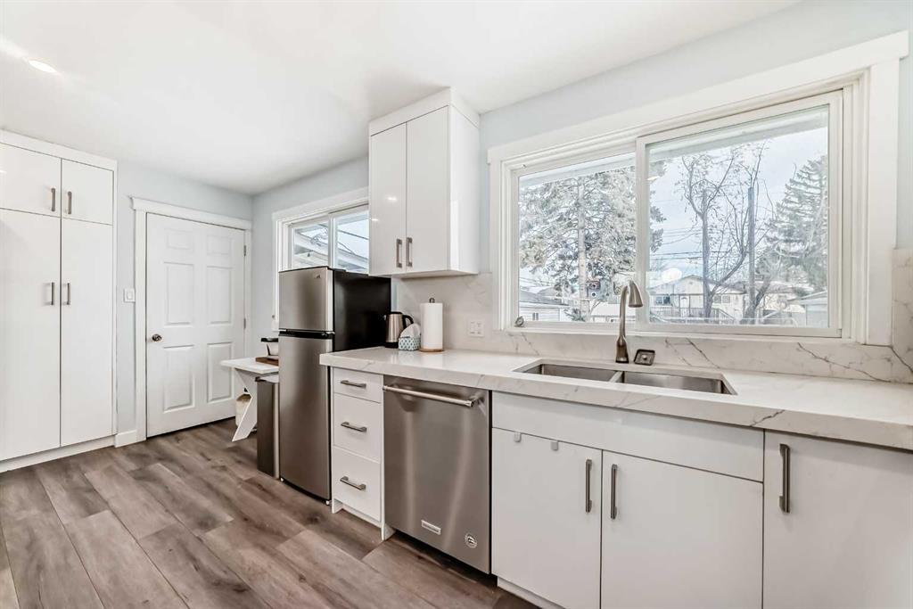 Picture for 4416 Maryvale Drive NE