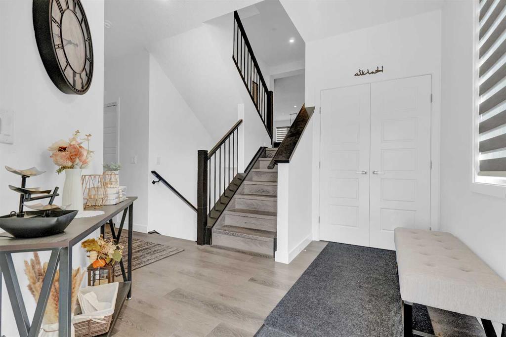 Picture for 264 Lucas Way NW