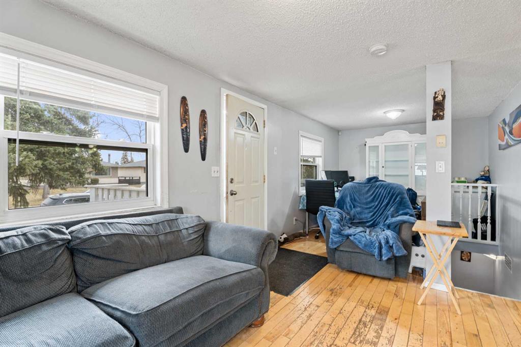 Picture for 7417 24 Street SE