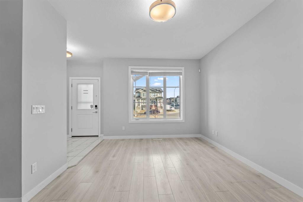 Picture for 57 Corner Meadows Gate NE