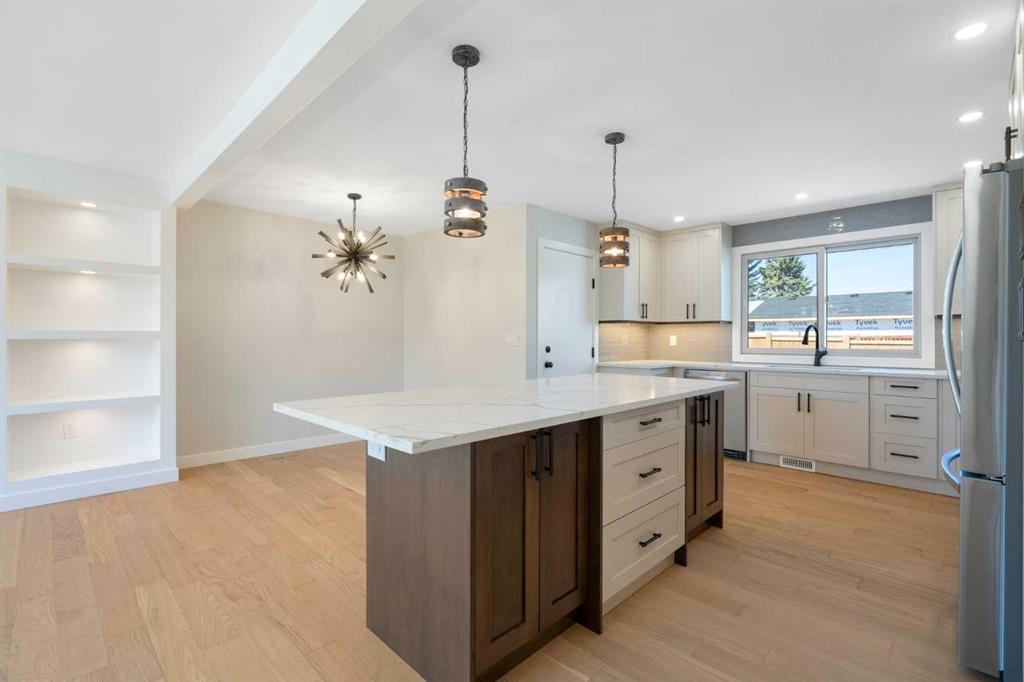 Picture for 924 Canna Crescent SW