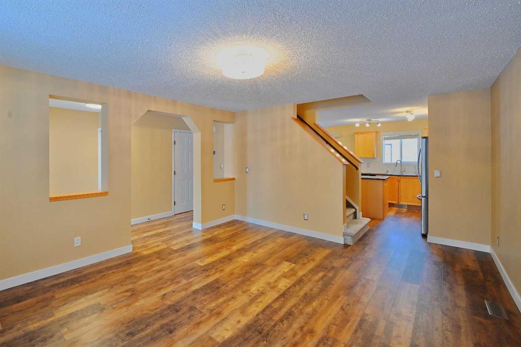 Picture for 68 Covepark Close NE