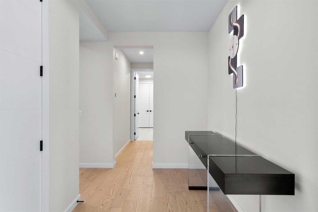 Picture for 1104 Cranbrook Gardens SE