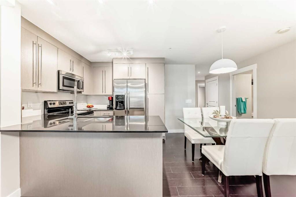 Picture for 2103, 11 MAHOGANY Row SE