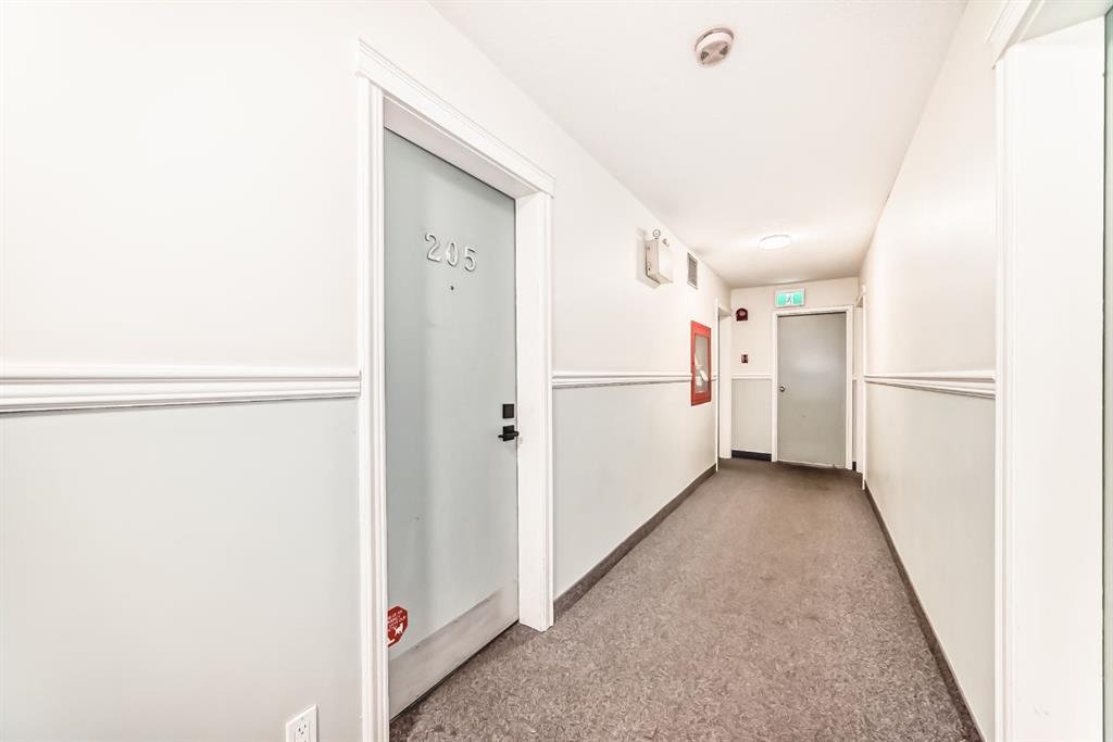 Picture for 205, 626 2 Avenue NE