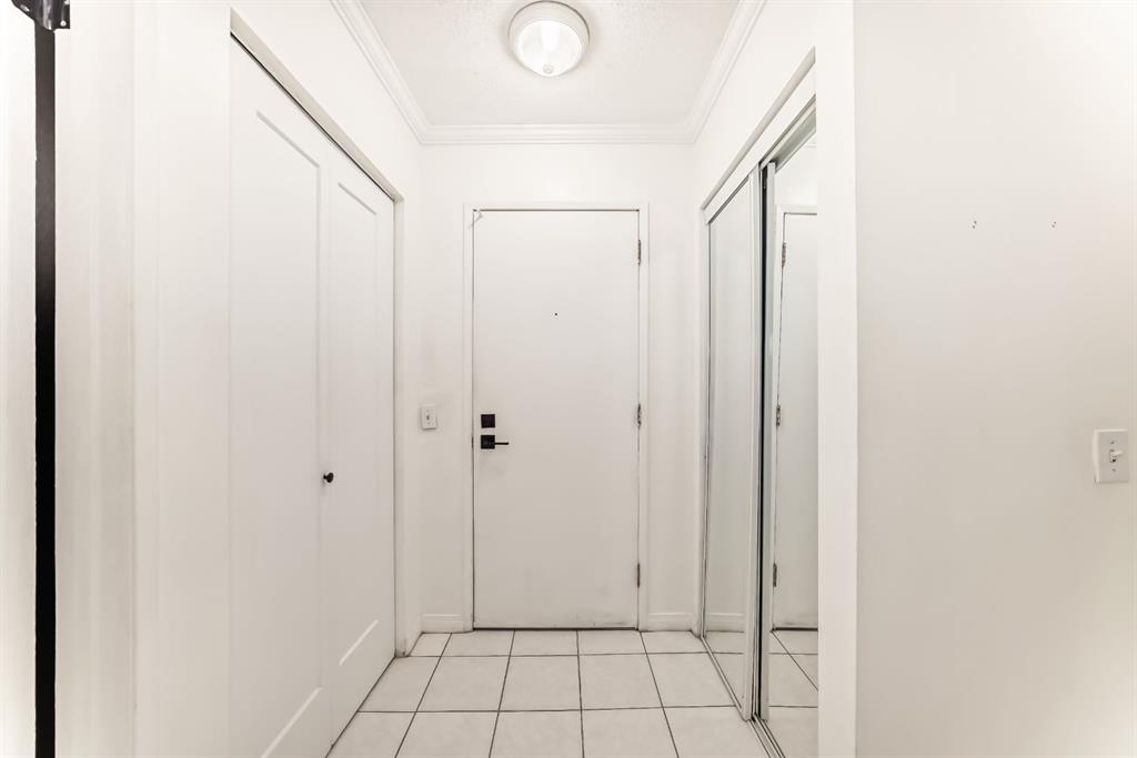 Picture for 205, 626 2 Avenue NE