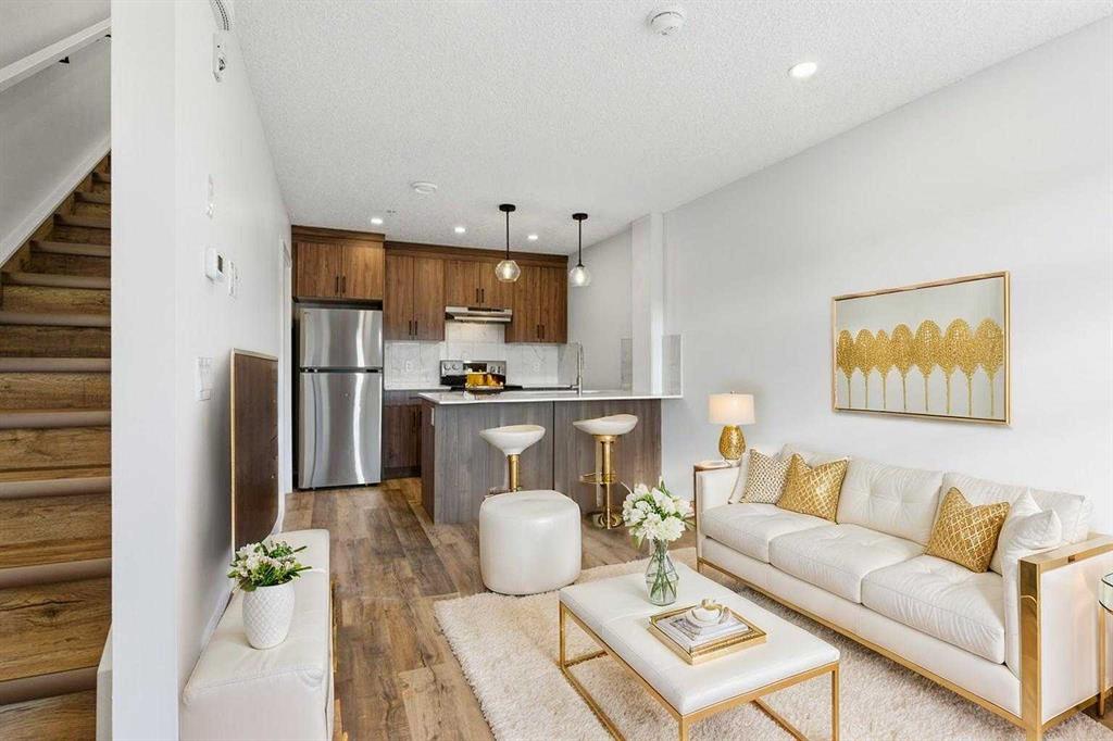 Picture for 102, 156 Park Street 