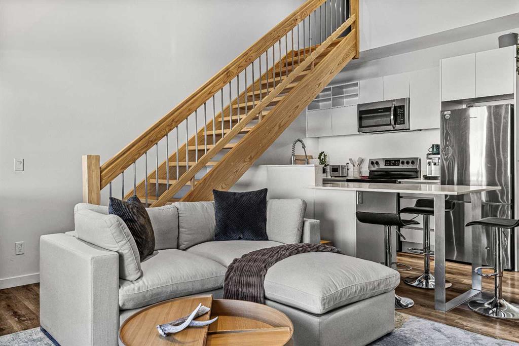 Picture for 212B, 1 INDUSTRIAL Place 