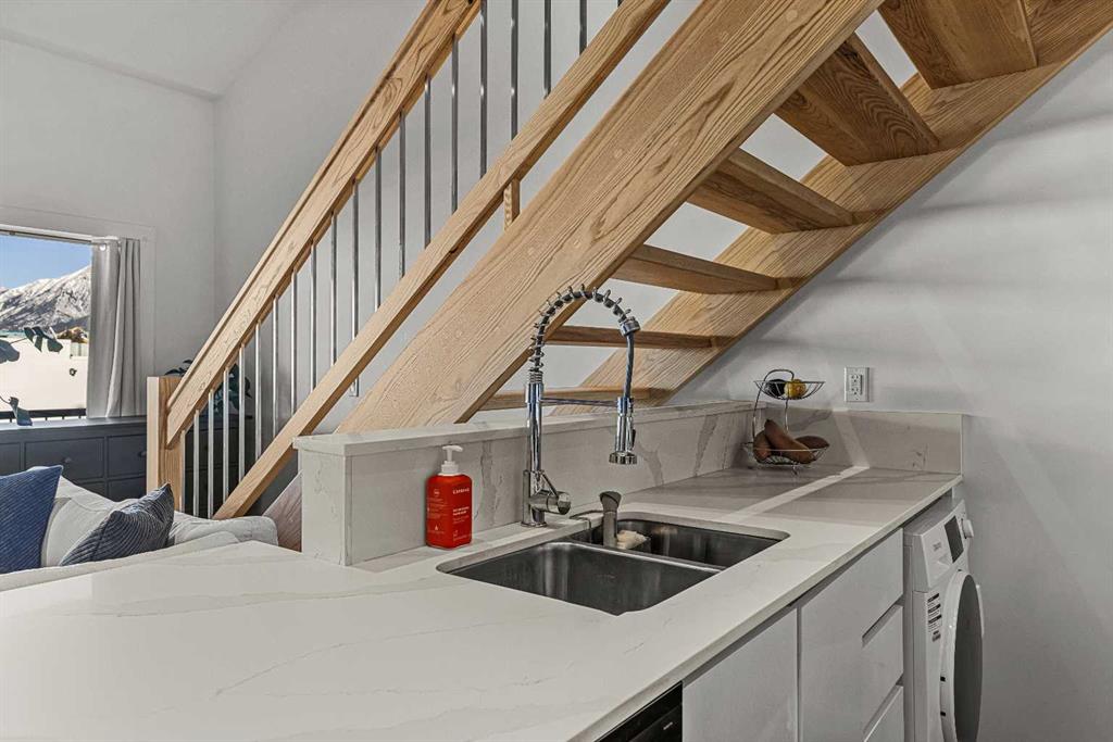 Picture for 212B, 1 INDUSTRIAL Place 