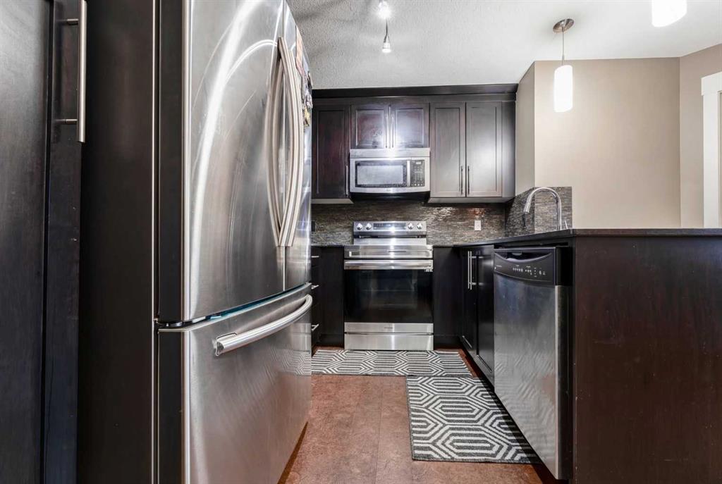 Picture for 4405, 155 Skyview Ranch Way NE