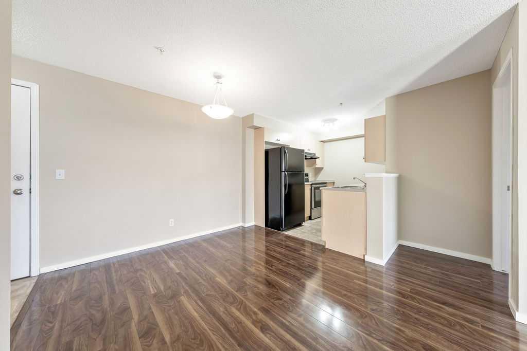 Picture for 1215, 8 Bridlecrest Drive SW