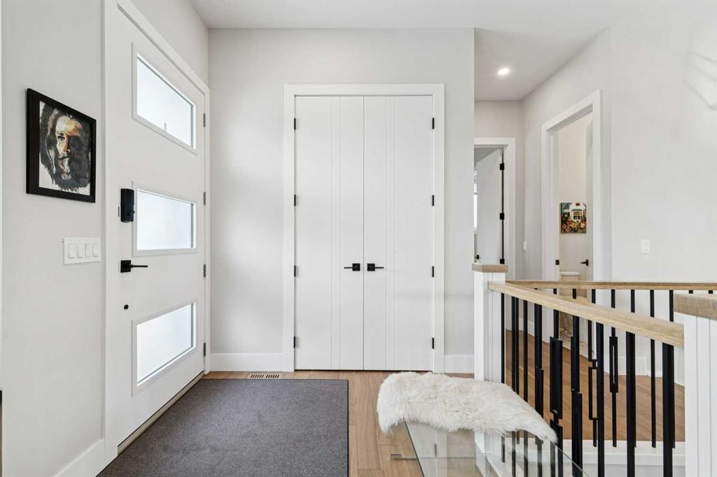 Picture for 60 Havenhurst Crescent SW