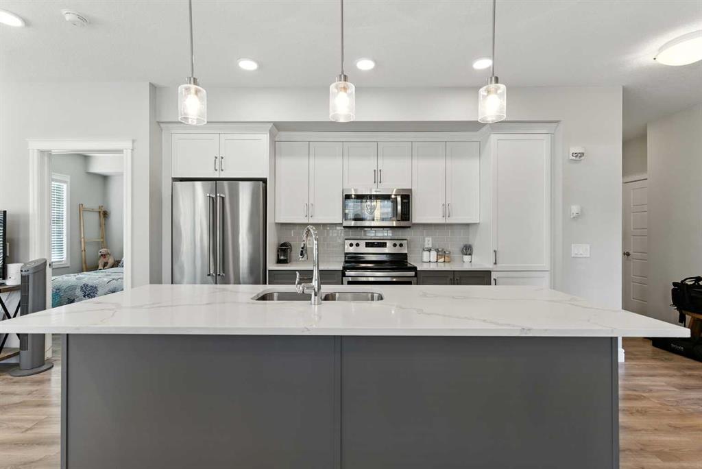 Picture for 118, 19661 40 Street SE