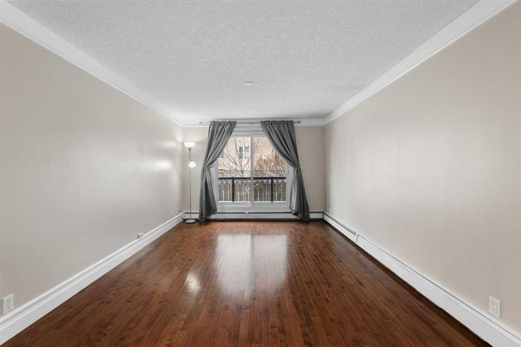 Picture for 203, 644 Meredith Road NE