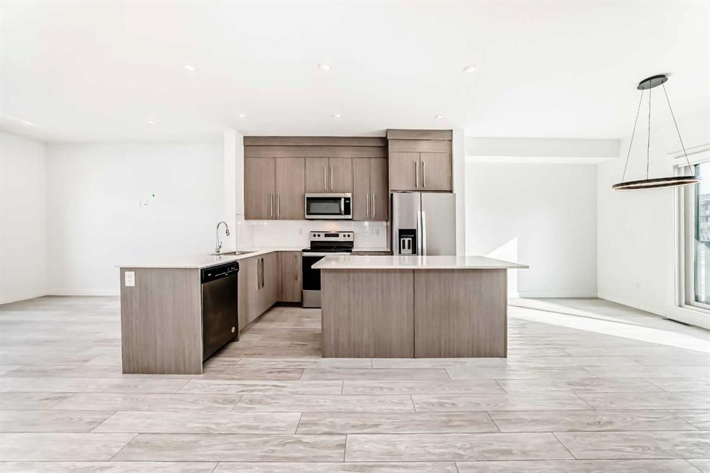 Picture for 693 Savanna Boulevard NE