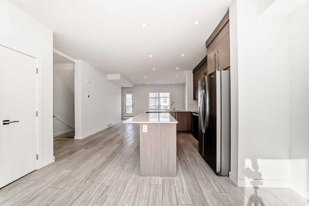 Picture for 693 Savanna Boulevard NE