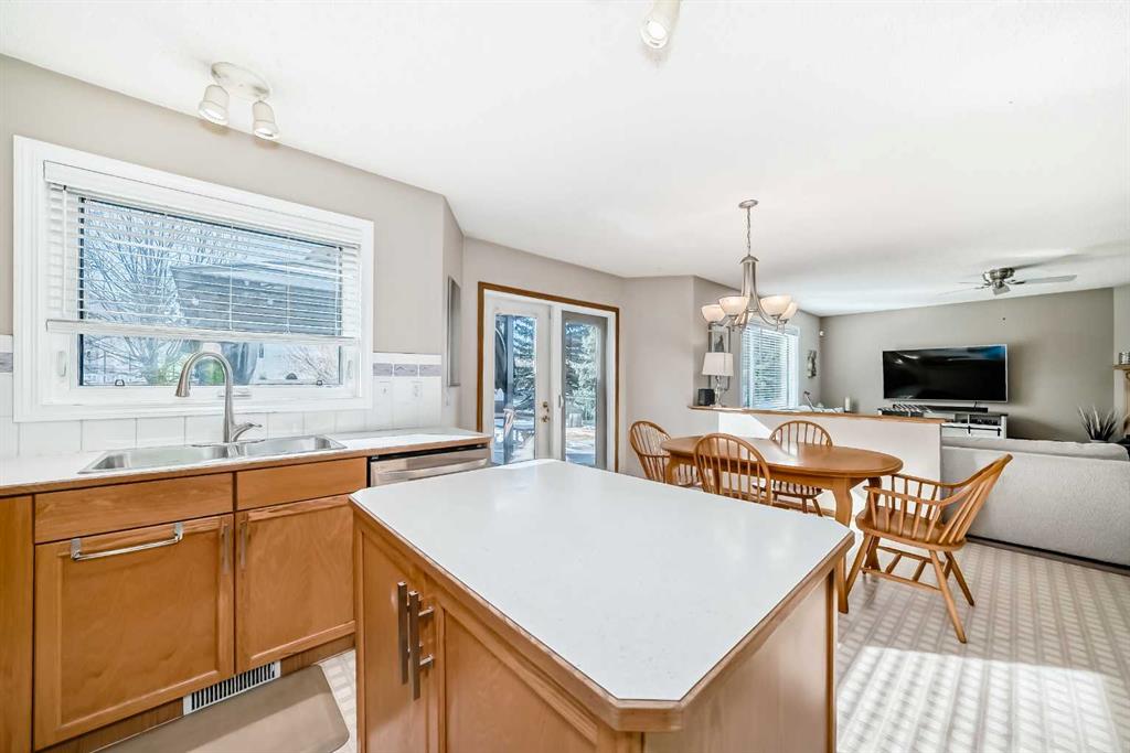 Picture for 129 Somerset Drive SW