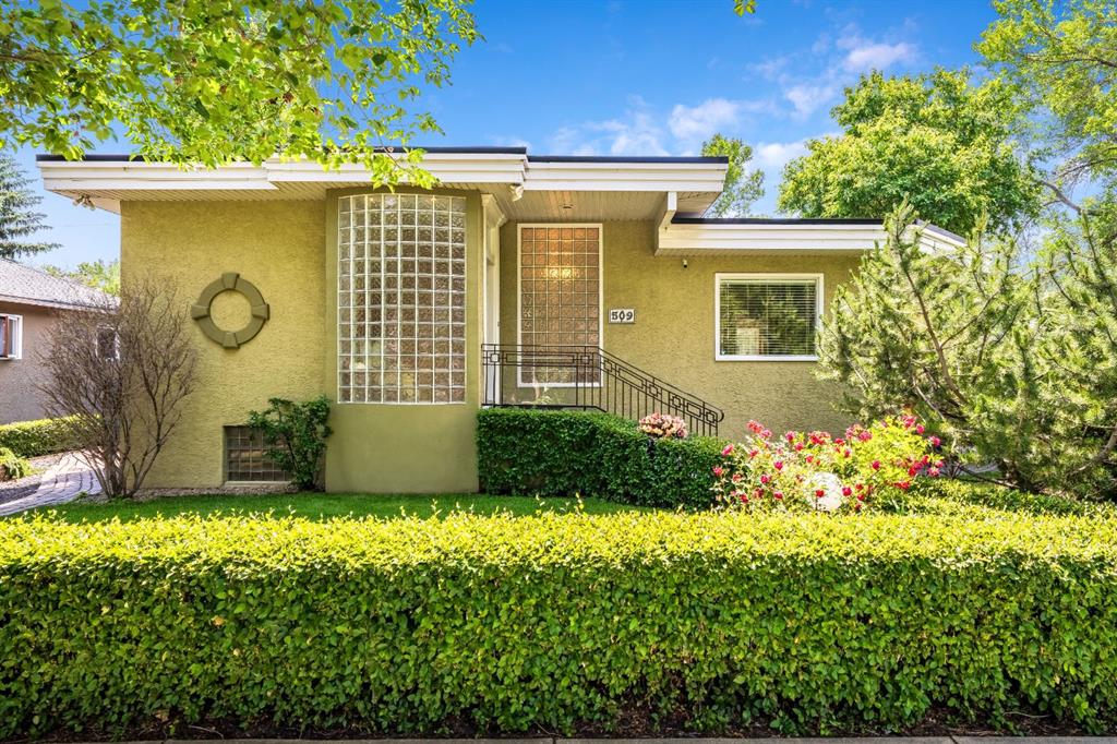 Picture for 509 15 Avenue NE