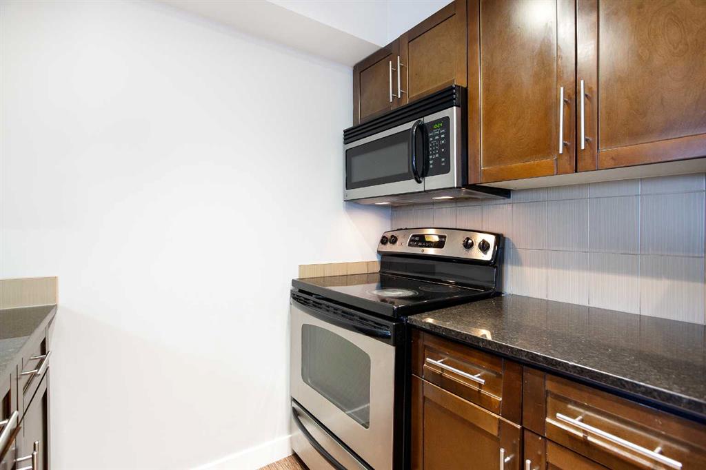 Picture for 320, 7110 80 Avenue NE