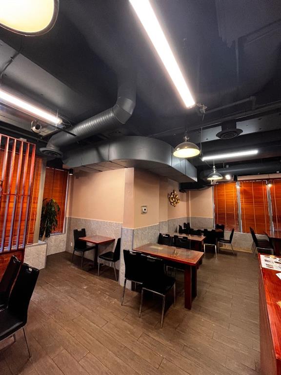 Picture for 683 10 Street SW