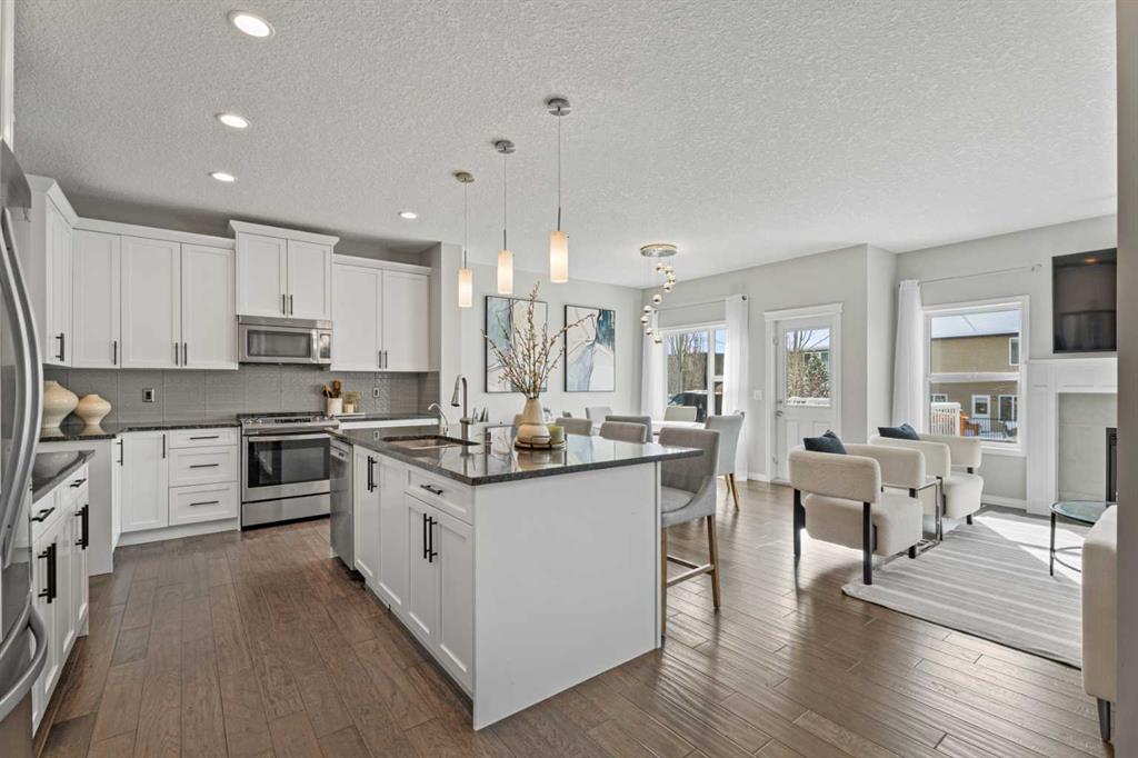 Picture for 11 Mount Rae Heights 