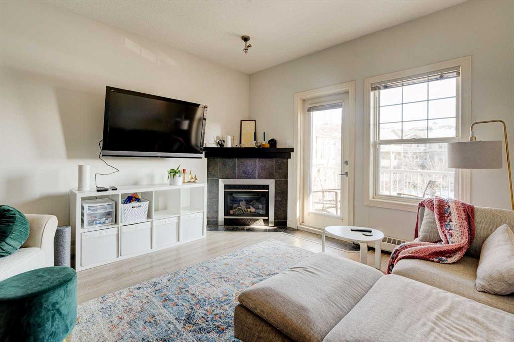 Picture for 307, 1408 17 Street SE