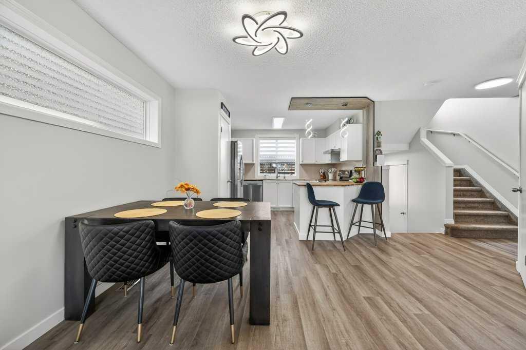 Picture for 370 Prestwick Circle SE