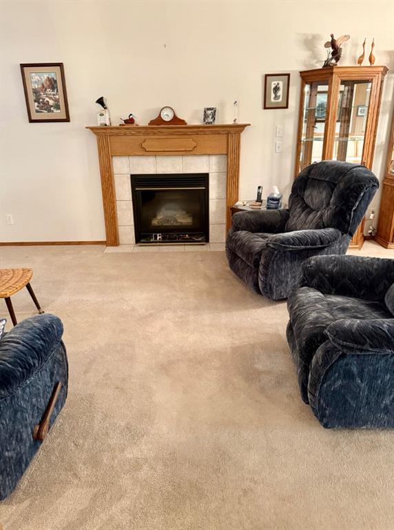 Picture for 915 Highland Green Drive NW