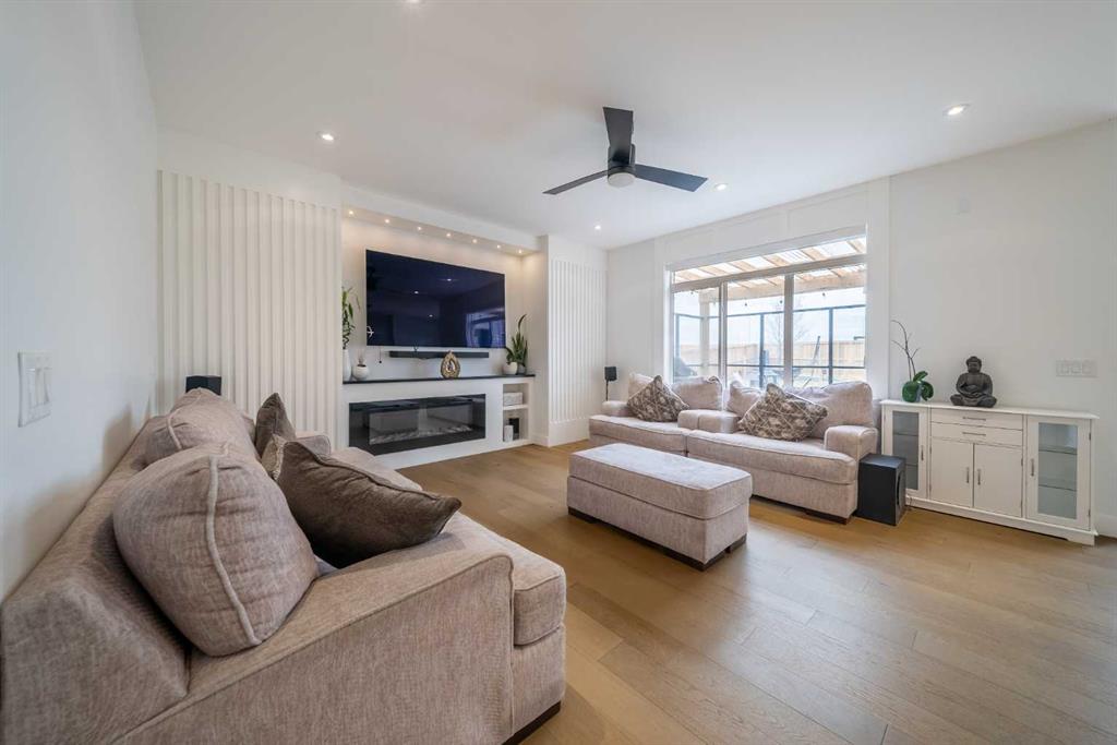 Picture for 183 SADDLELAKE Terrace NE