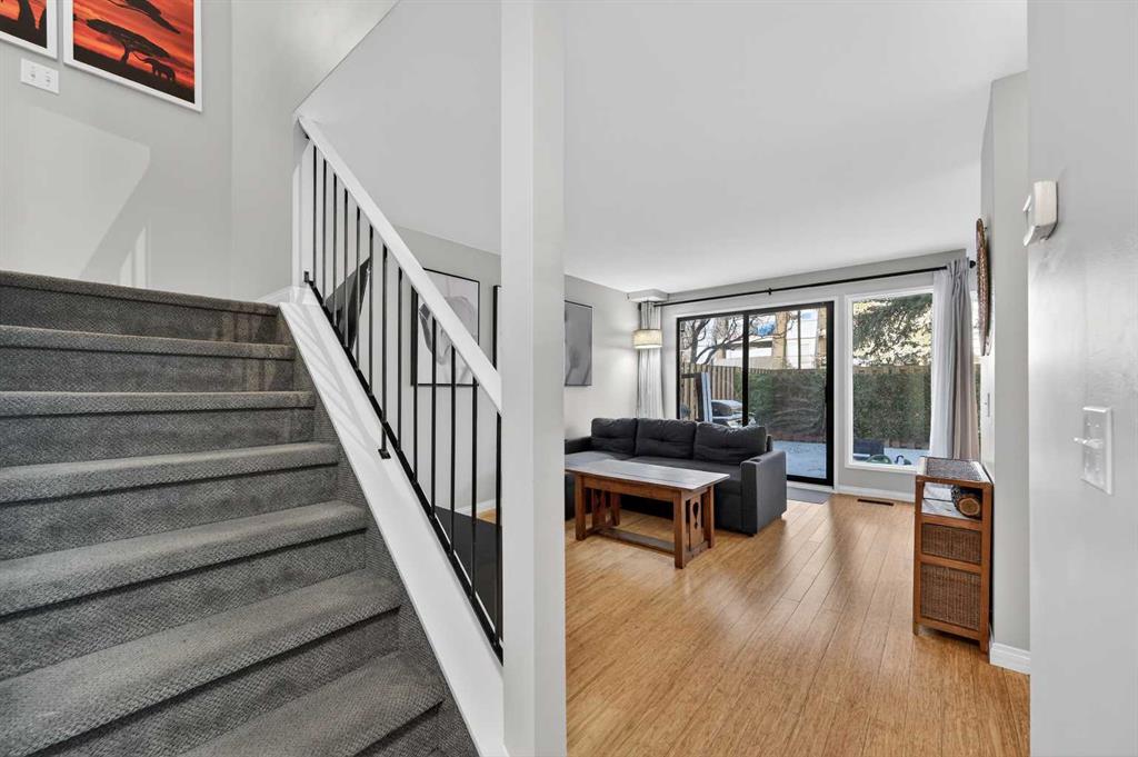 Picture for 5, 111 Grier Terrace NE