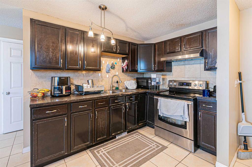 Picture for 43 Abbercove Road SE