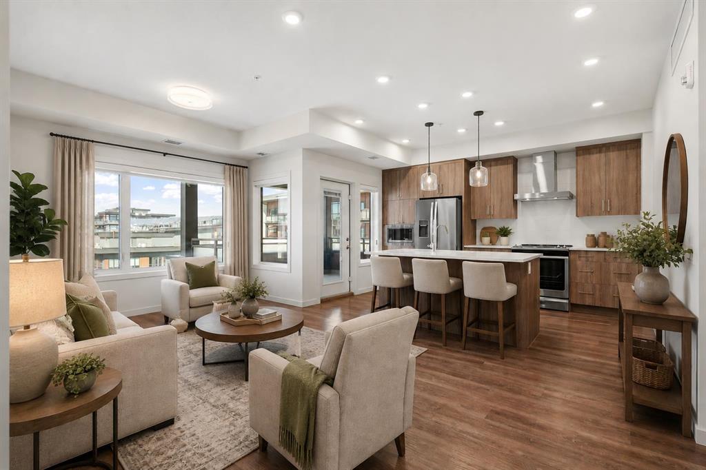 Picture for 401, 24 Mahogany Path SE