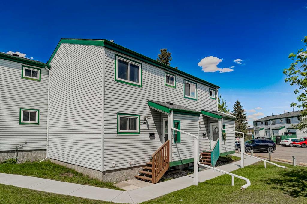 Picture for 47, 131 Templehill Drive NE