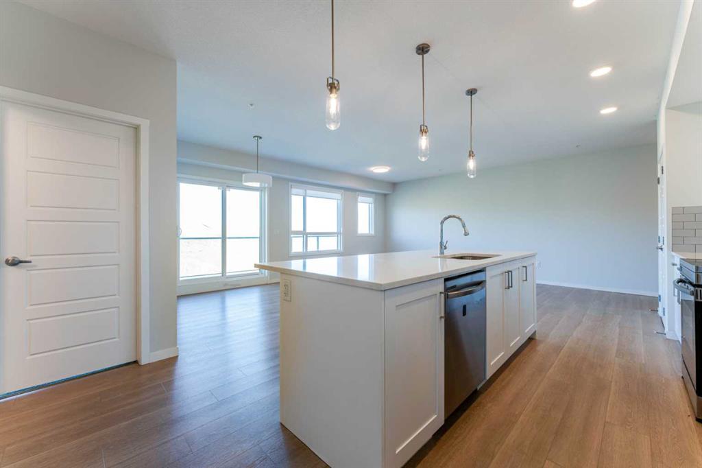 Picture for 2410, 42 Cranbrook Gardens SE