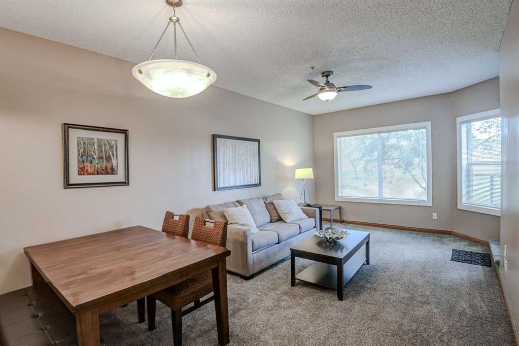 Picture for 114, 1920 14 Avenue NE