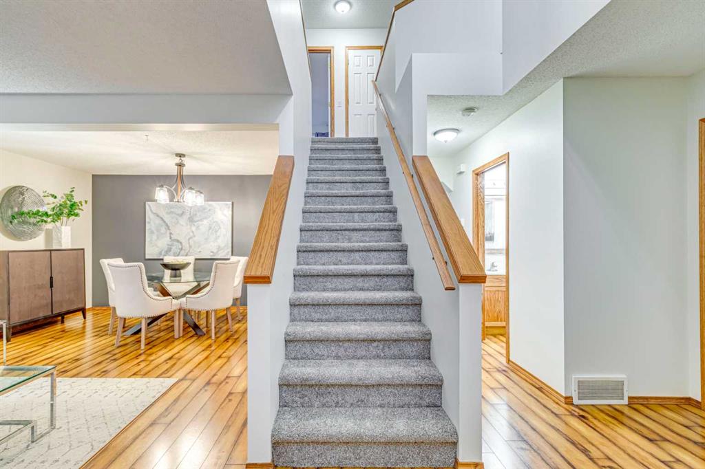 Picture for 268 Mt Brewster Circle SE