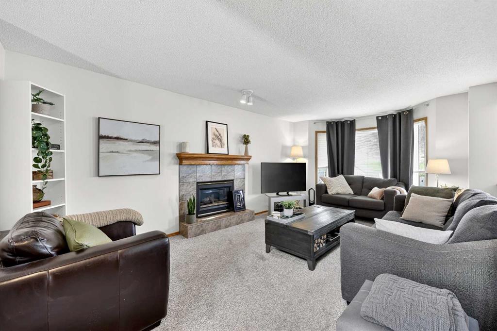 Picture for 112 Hidden Ranch Crescent NW