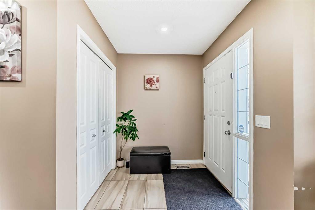 Picture for 1066 Taradale Drive NE