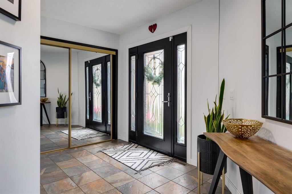 Picture for 117 Arbour Ridge Heights NW