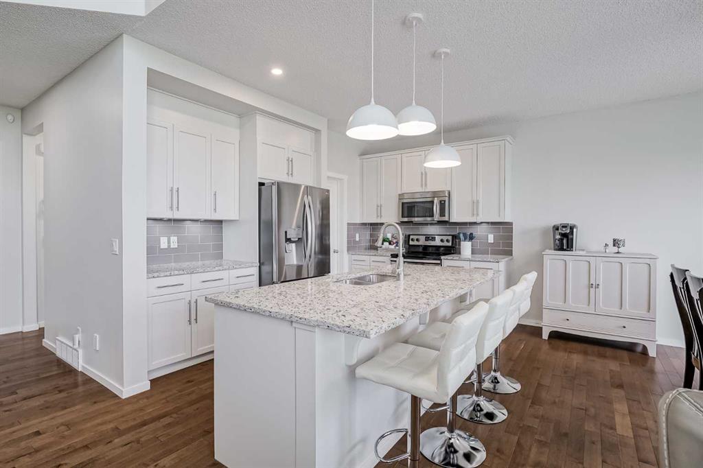 Picture for 225 Kingsmere Cove SE