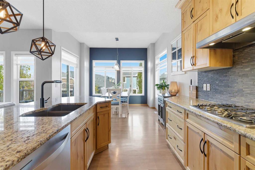 Picture for 314 River Heights Drive  https://www.cirrealty.ca/reb/creb/72/A2266972_10.jpg